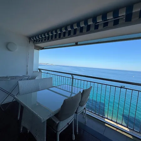 аpartamentos En Primera Linea De Mar شقة