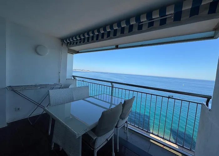 аpartamentos En Primera Linea De Mar Daire